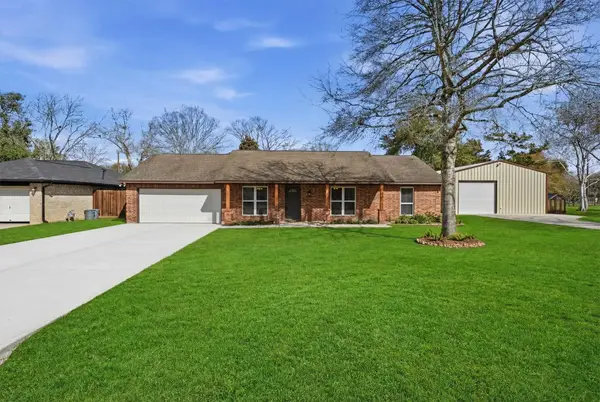 13306 Winston Drive, Santa Fe, TX 77510