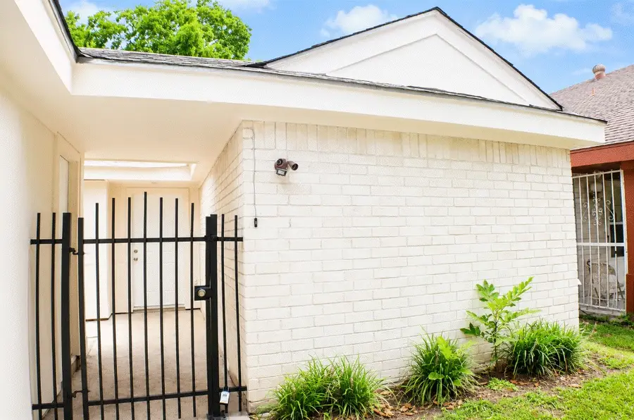 11118 High Star Drive, Houston, TX 77072 - #3