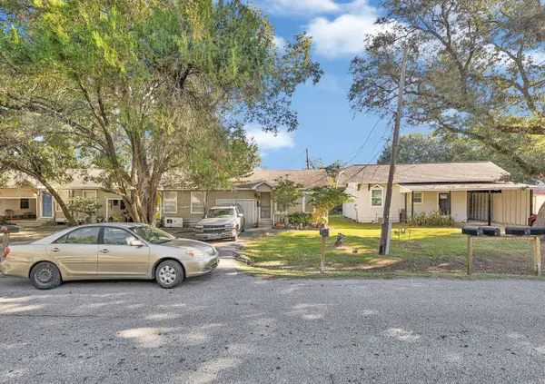 404 West 3rd St, League City, TX 77573