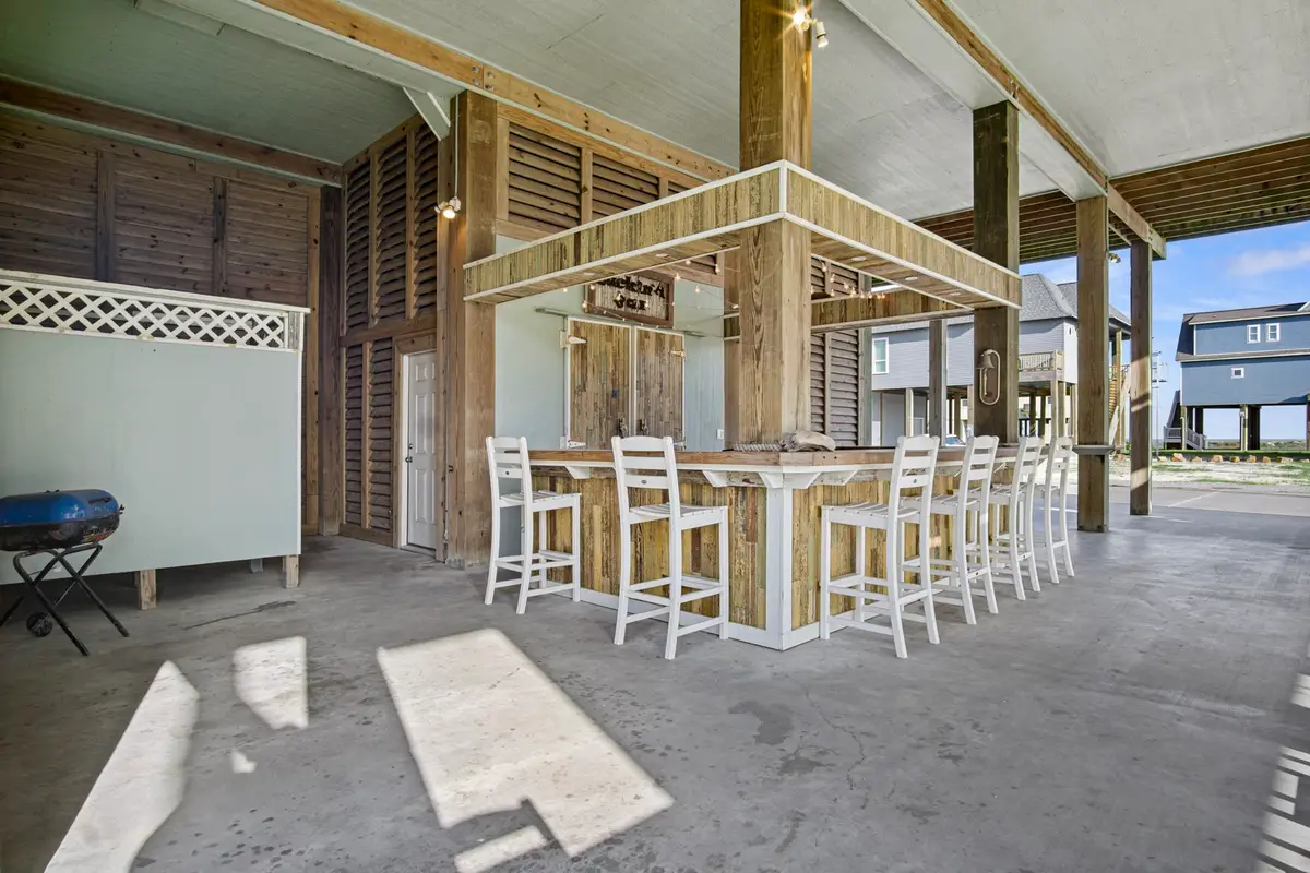 2573 Whitecap, Crystal Beach, TX 77650 - Image #1