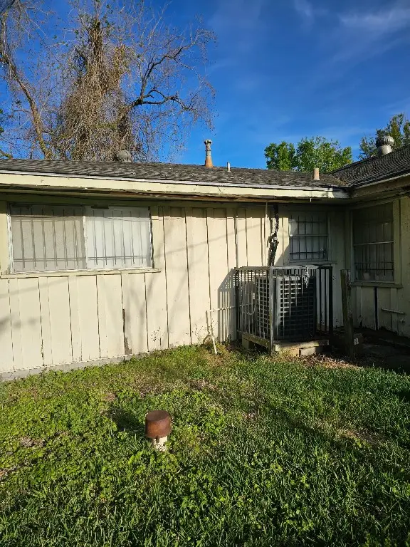 7329 Gleason Road, Houston, TX 77016 - #2