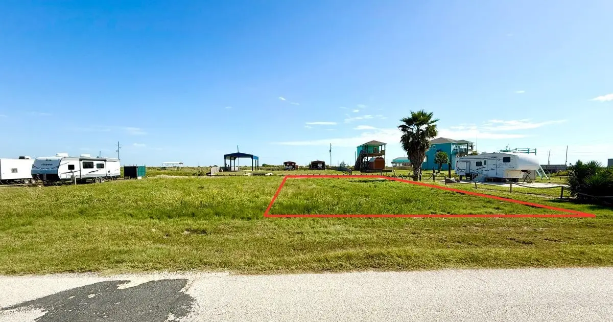 1032 Mabry Street, Gilchrist, TX 77617 - #1