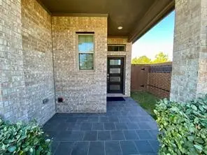 7043 Coneflower Creek Court, Katy, TX 77493 - Image #2