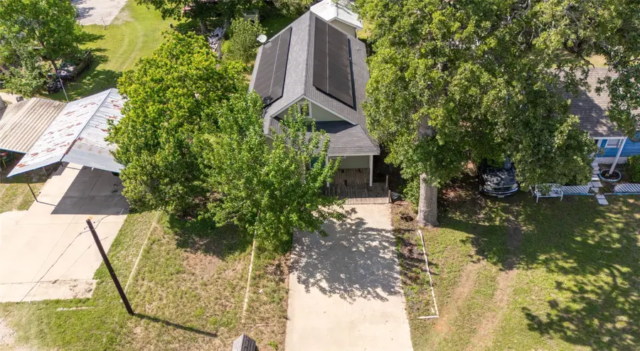 205 E 2nd Street, Hearne, TX 77859 - #2