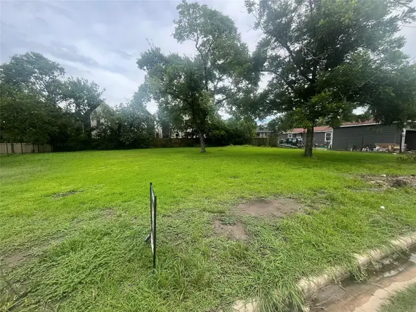 3504 & 0 Cornell, Houston, TX 77022