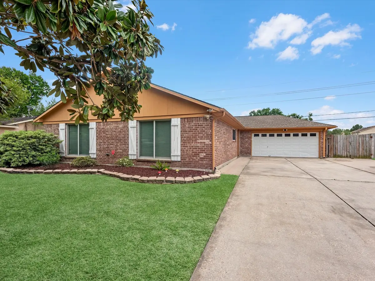 9919 Windriver Dr, Houston, TX 77070 - #1