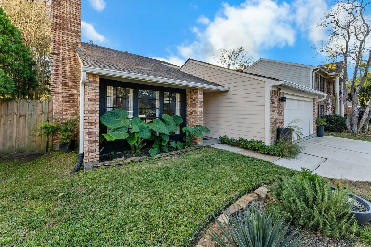 2645 Sawyer Drive, Seabrook, TX 77586 - Image #1