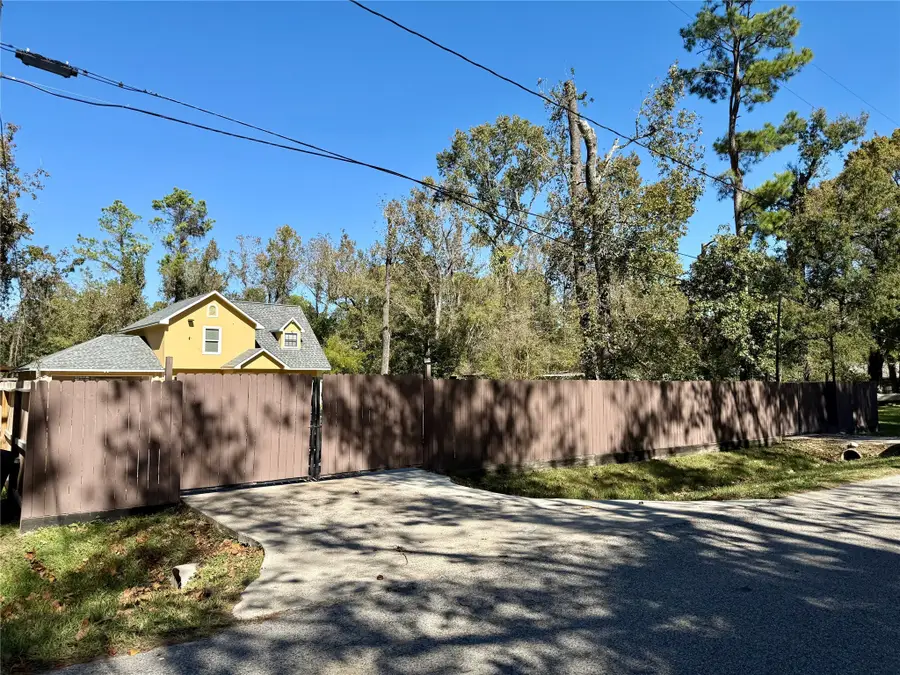 610 Elk Drive, Crosby, TX 77532 - Image #3