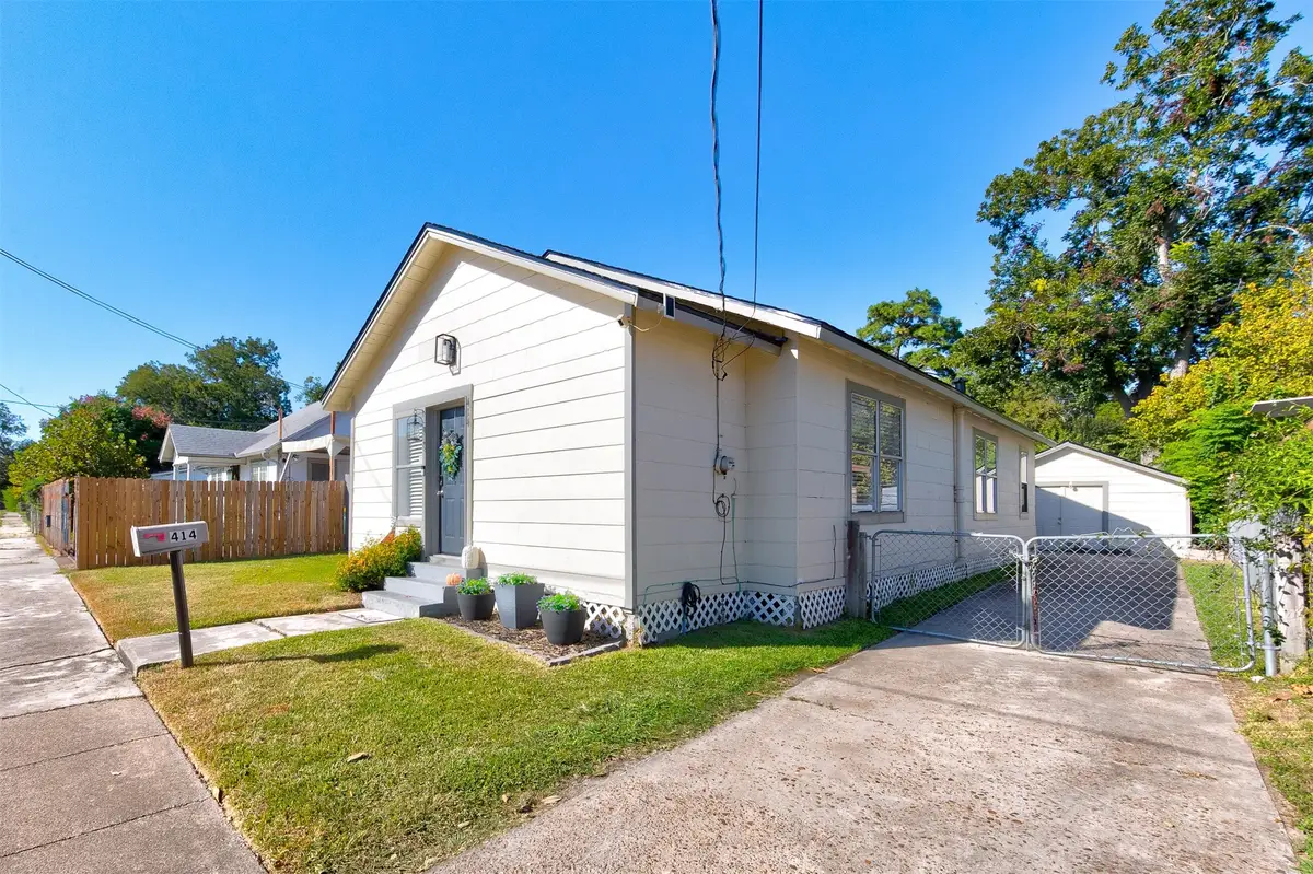 414 E Adoue Street, Baytown, TX 77520 - #1