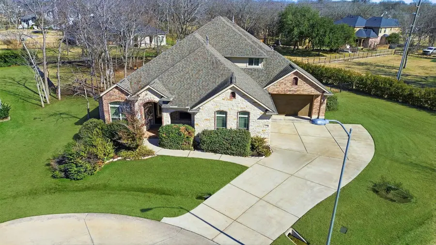 32802 Wesleyan Court, Fulshear, TX 77441 - Image #2