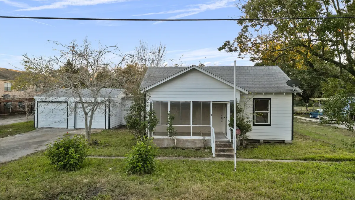 2027 Scott Street, La Marque, TX 77568 - Image #1