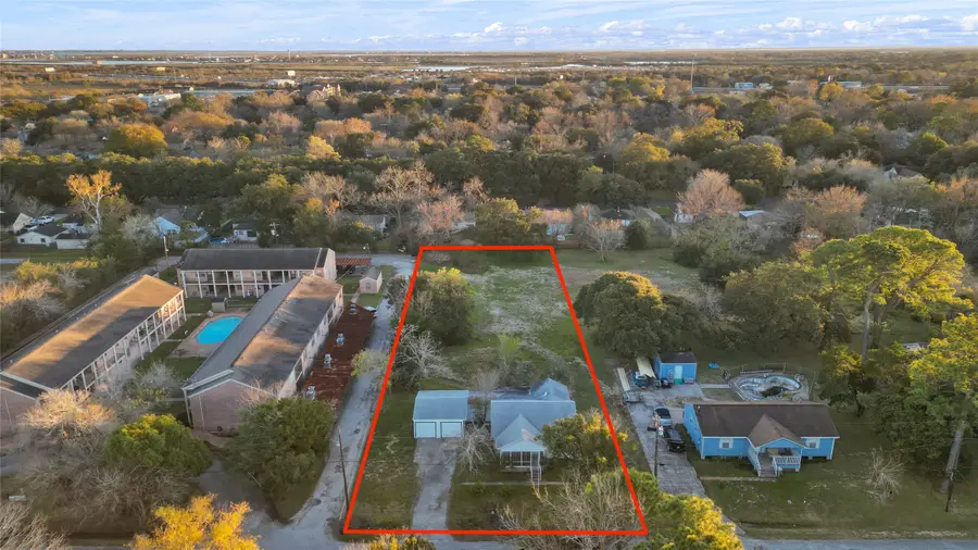 2027 Scott Street, La Marque, TX 77568 - Image #3