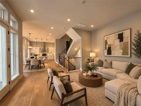 1193 W 19th Street, Houston, TX 77008