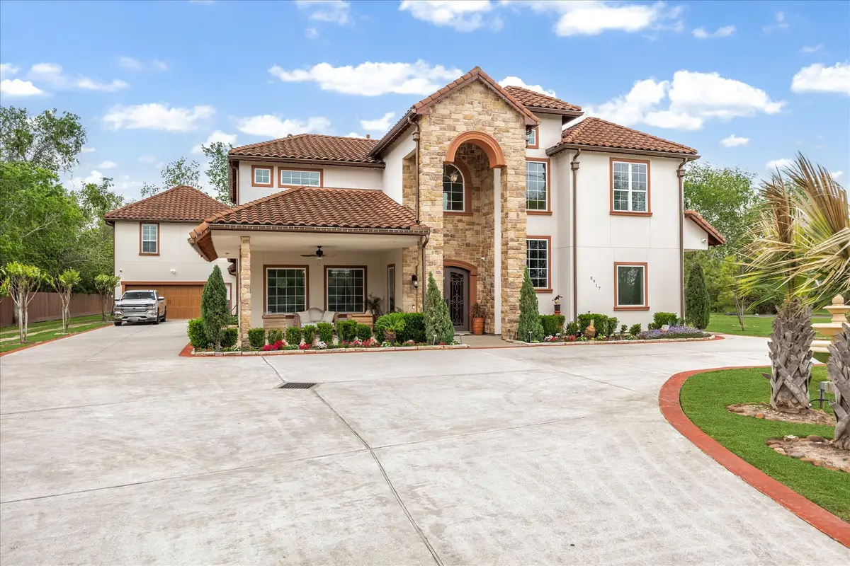 8917 Hawk Road, Pearland, TX 77584 - Image #1