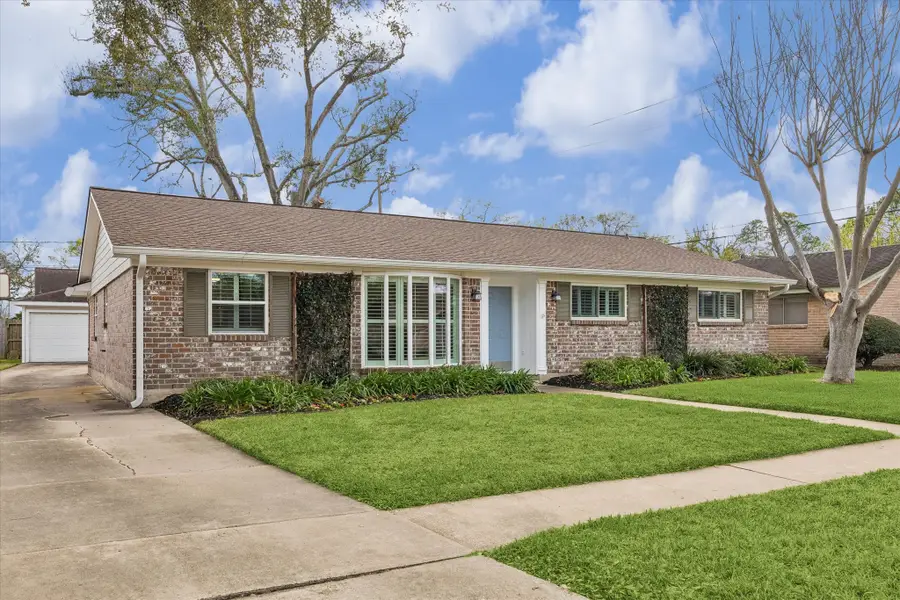 6015 Dumfries Drive, Houston, TX 77096 - #2