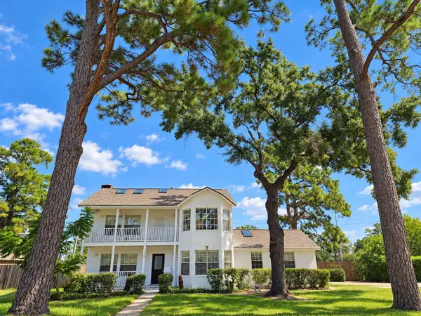 5118 Burt Street, Houston, TX 77018