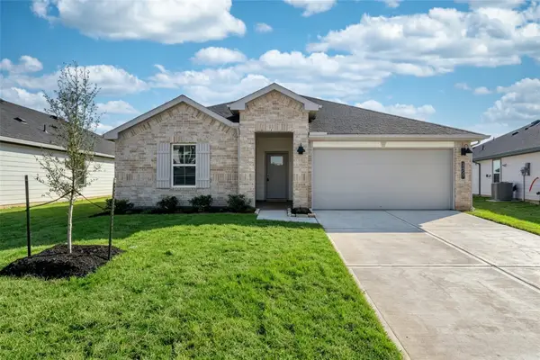 31727 Hallington Hill Lane, Fulshear, TX 77441
