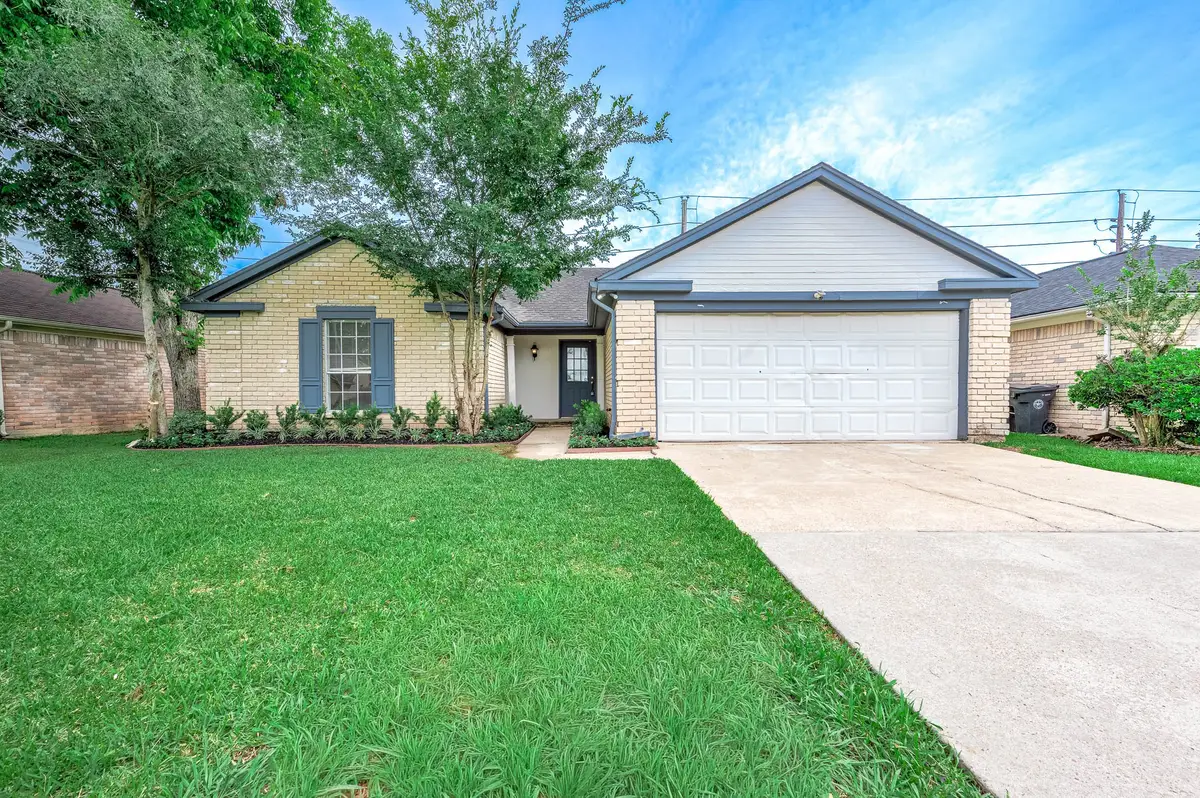 3411 E Heatherock Circle, Sugar Land, TX 77479 - #1