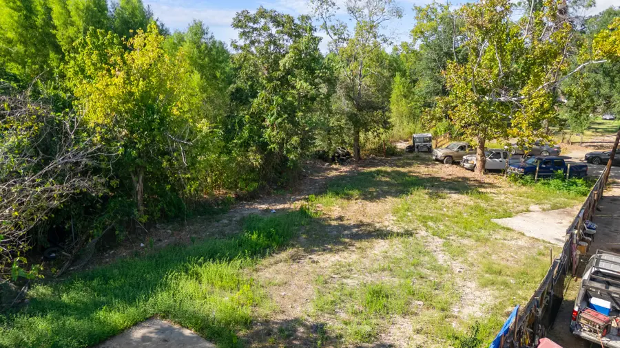 8004 Flintridge Drive, Houston, TX 77028 - Image #3