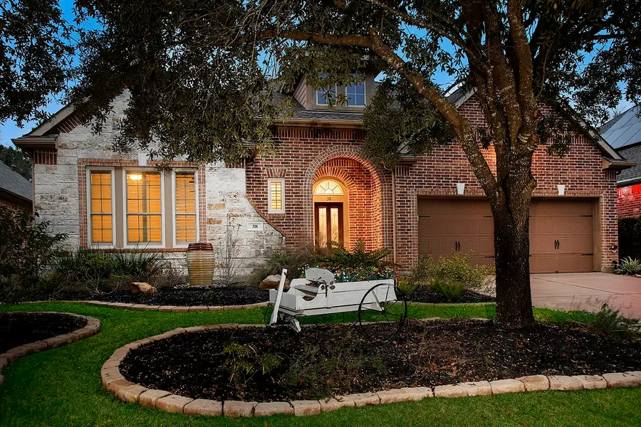 38 Driftdale Place, The Woodlands, TX 77389 - Image #2