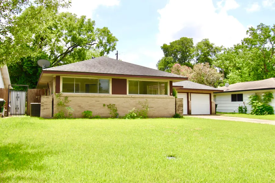 6923 Edgemoor Drive, Houston, TX 77074 - #3