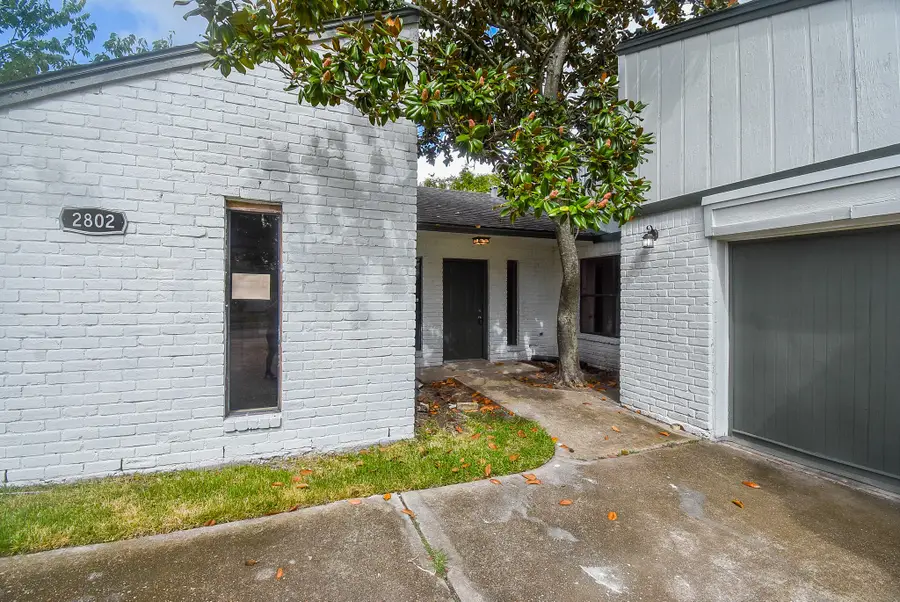 2802 Ashford Oak Drive, Houston, TX 77082 - Image #2