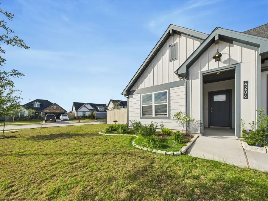 4206 Butler Point Lane, League City, TX 77573 - Image #2