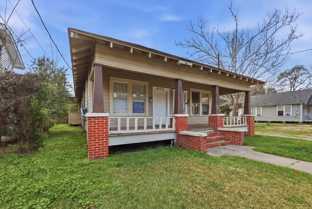 2390 Avenue C, Beaumont, TX 77701 - #1