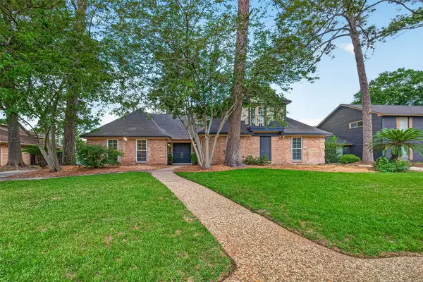 5210 Lodge Creek, Houston, TX 77066