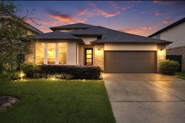 2307 Cool Greens Street, Richmond, TX 77406