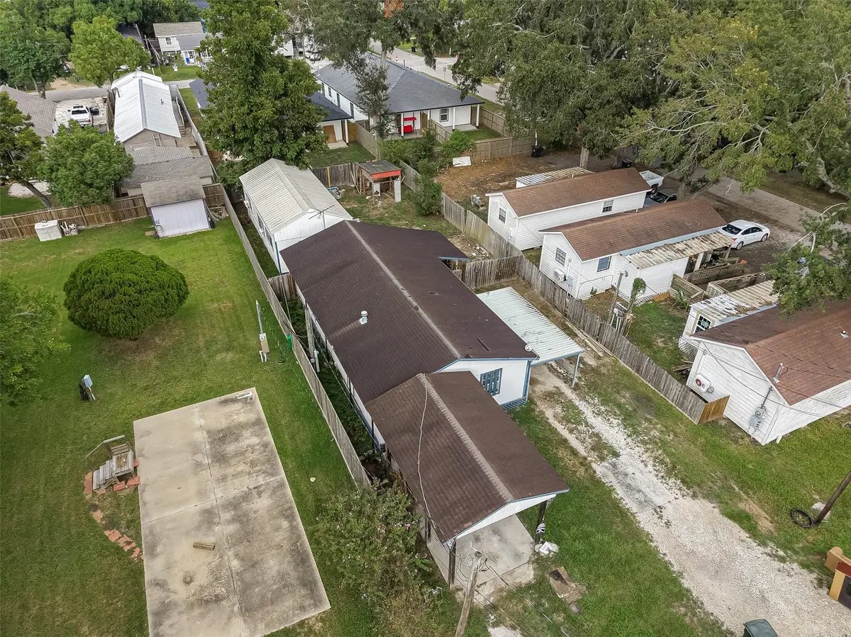 4447 5th Street, Bacliff, TX 77518 - #1