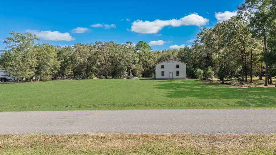 536 Indian Trails Drive, Wallisville, TX 77597 - Image #2