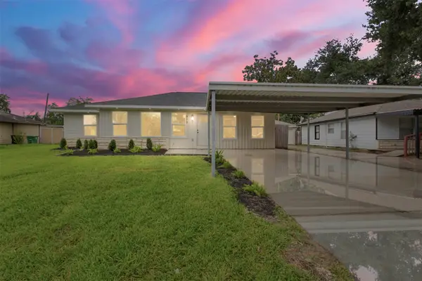 910 Evonne Street, Houston, TX 77017