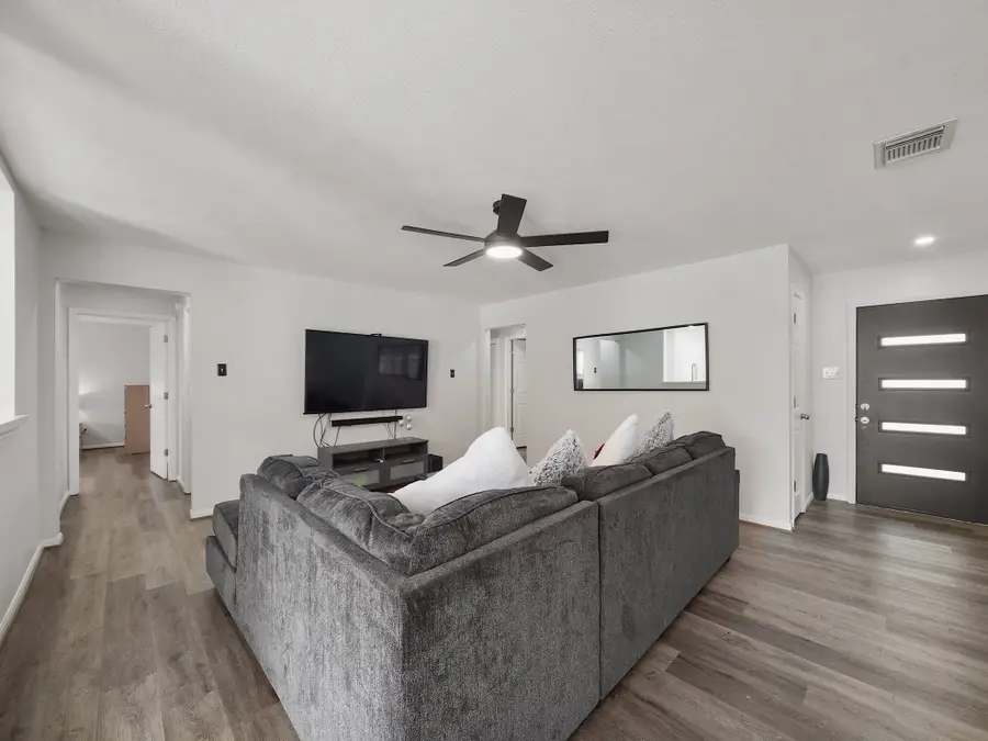 4923 Cotton Ridge Trail, Houston, TX 77053 - Image #3