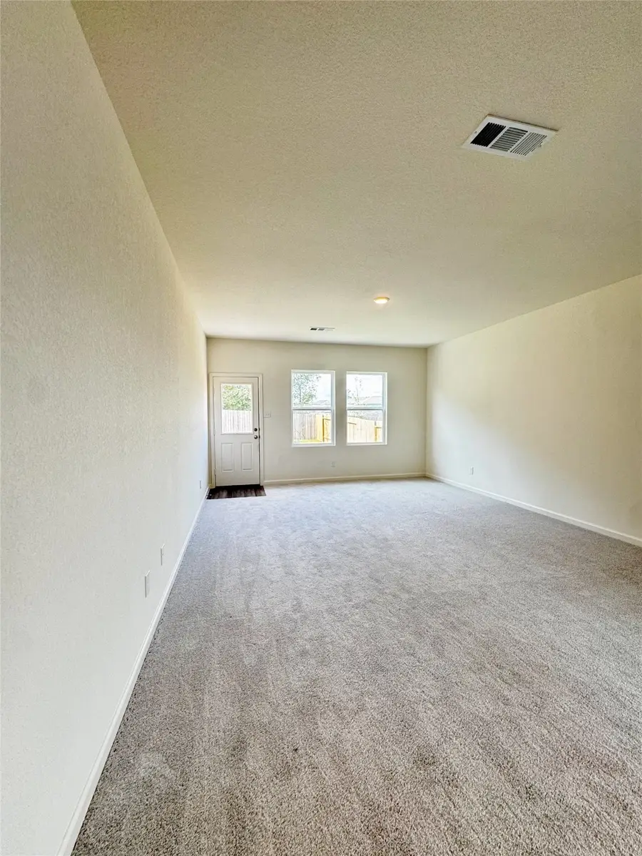 616 Craven Street, Montgomery, TX 77316 - Image #2