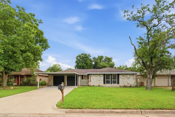 6418 Silver Chalice Drive, Houston, TX 77088