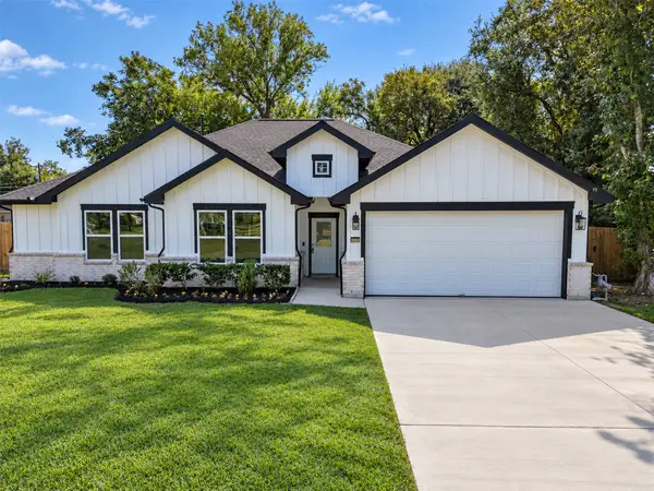 6405 Carver Avenue, Texas City, TX 77591