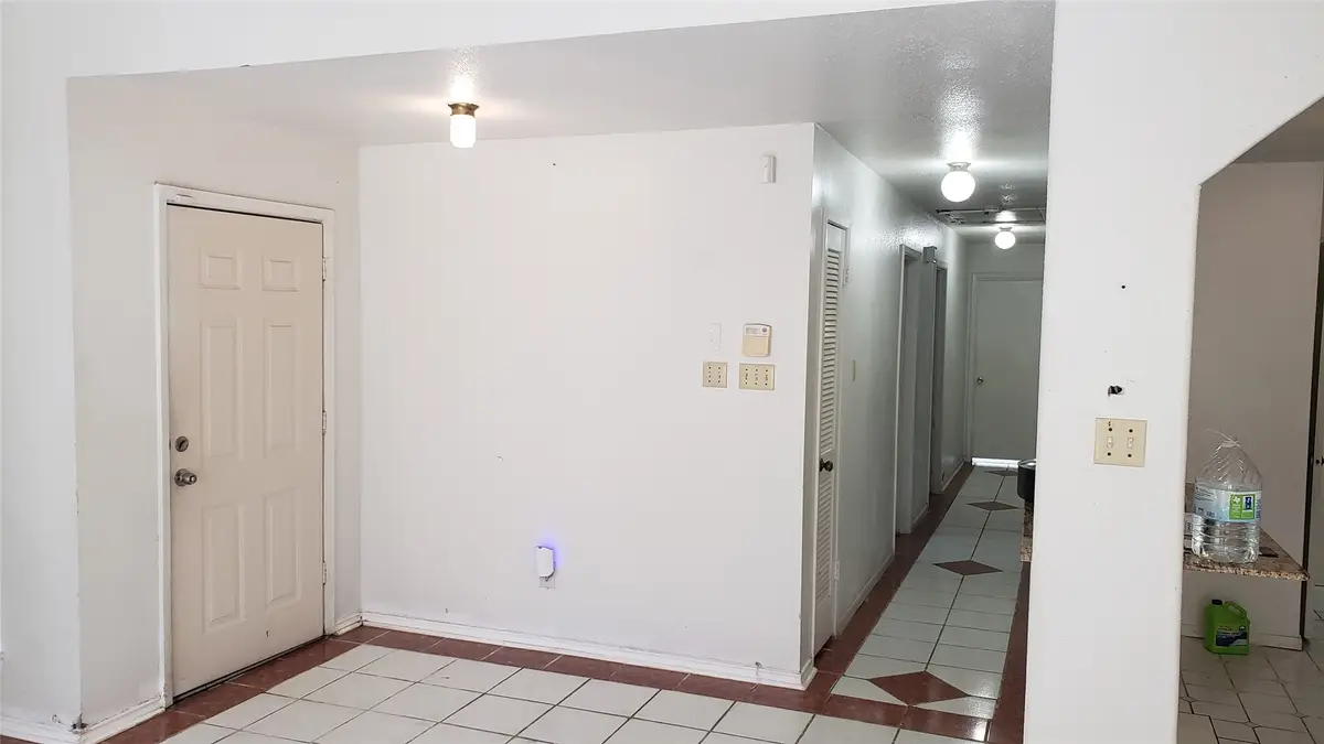 4234 Boone Road Road, Houston, TX 77072 - #1
