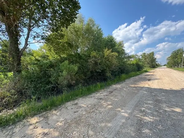 425 County Road 613, Dayton, TX 77535