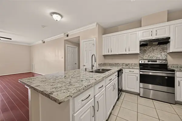 6633 W Sam Houston Parkway S #3C, Houston, TX 77072