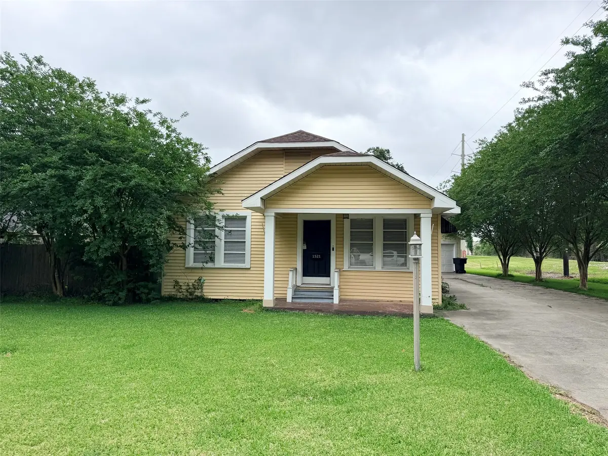 1521 Detroit Avenue, Nederland, TX 77627 - #1