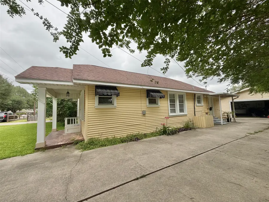 1521 Detroit Avenue, Nederland, TX 77627 - #3
