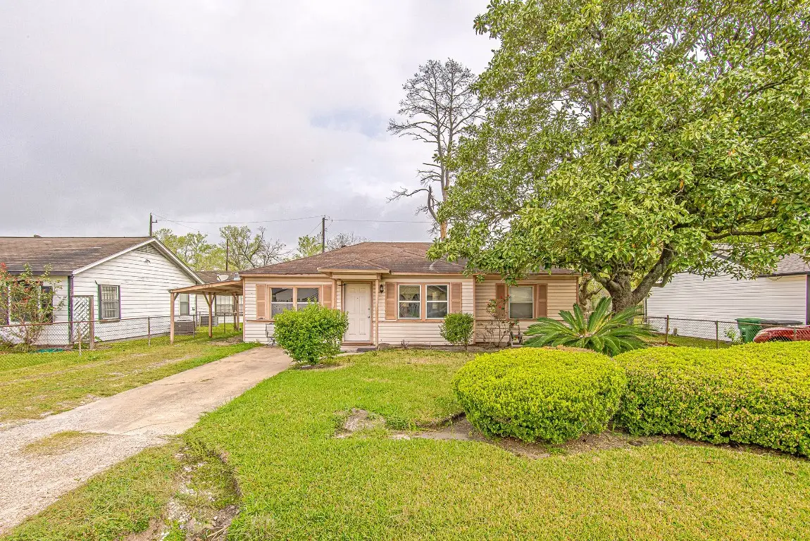 7601 Delavan Drive, Houston, TX 77028 - #1