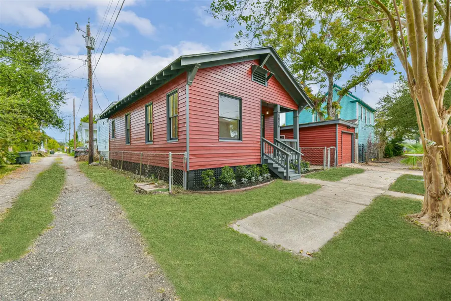 1616 38th Street, Galveston, TX 77550 - Image #2