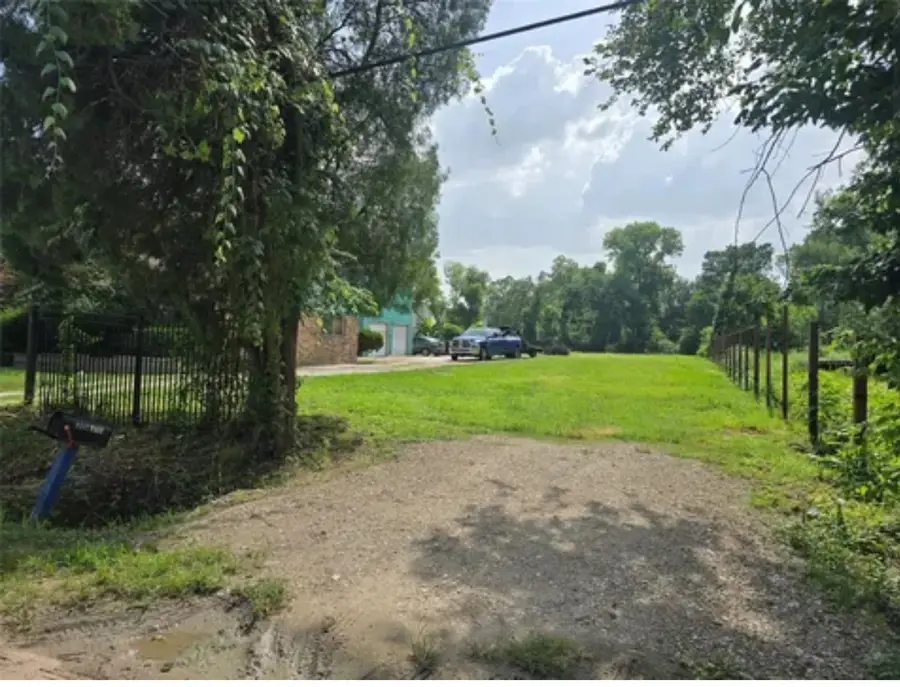9307 Irby Street, Houston, TX 77088 - Image #2