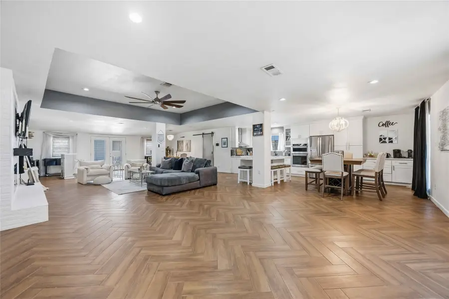 6131 Dumfries Drive, Houston, TX 77096 - #3