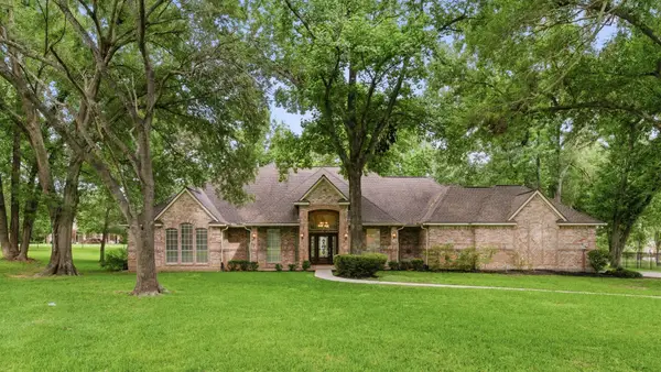 89 La Mirada Drive, Montgomery, TX 77356