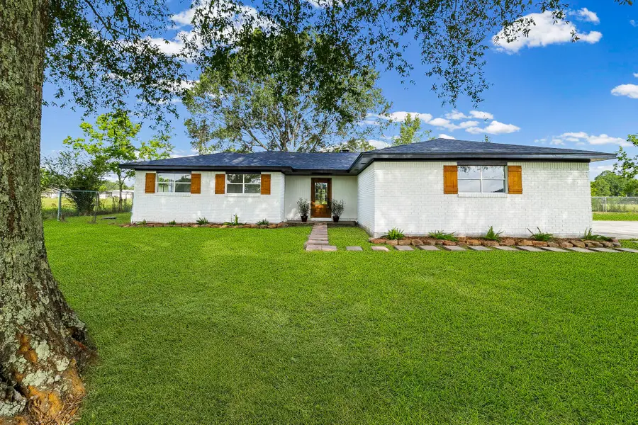 546 County Road 882, Buna, TX 77612 - #2