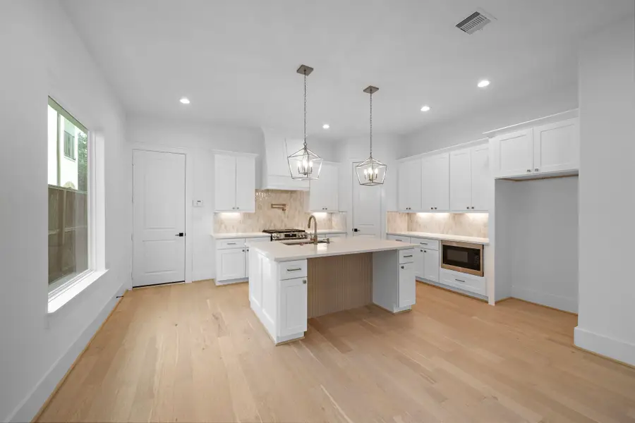 6009 Tyne Street #B, Houston, TX 77007 - Image #3