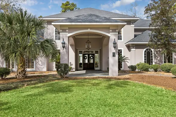 31 Enchanted Woods Drive, Kingwood, TX 77339